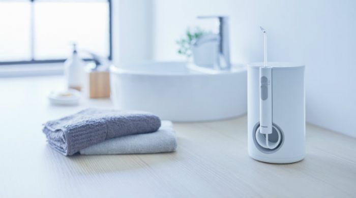 Іригатор Panasonic стаціонарний, чаша 600 мл, від мережі , білий Іригатор Panasonic стаціонарний, чаша 600 мл, від мережі , білий