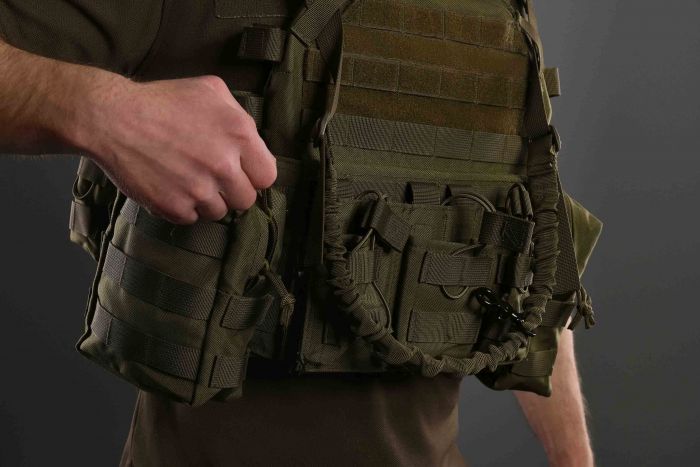 Плитоноска 2Е, Тип 1, з кишенями для бічного захисту і підсумками, Молле, зелена Плитоноска 2Е, Тип 1, з кишенями для бічного захисту і підсумками, Молле, зелена