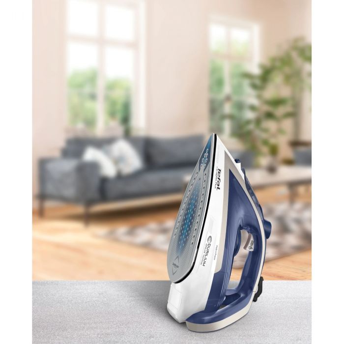 Праска Tefal Ultragliss Plus, 2800Вт, 270мл, паровий удар -260гр, постійна пара - 50гр, керам. підошва, синій