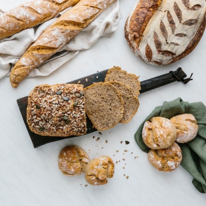 Хлібопічка Panasonic 550Вт, програм-28, макс.вага -1.25кг, форма-прямокутник, пластик, чорний Хлібопічка Panasonic 550Вт, програм-28, макс.вага -1.25кг, форма-прямокутник, пластик, чорний