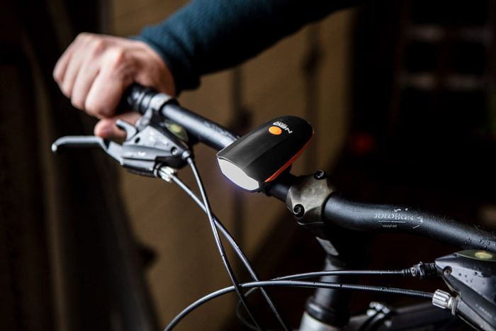 Ліхтар велосипедний Neo Tools фронтальний, 250 люмен, 3Вт, USB, 1200мА·год, 3 функцій освітлення, IPX4