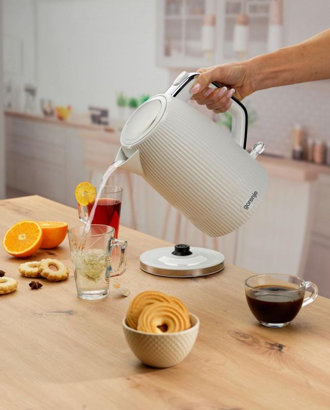 Електрочайник Gorenje 1.7л, Strix-контроль, білий матовий Електрочайник Gorenje 1.7л, Strix-контроль, білий матовий