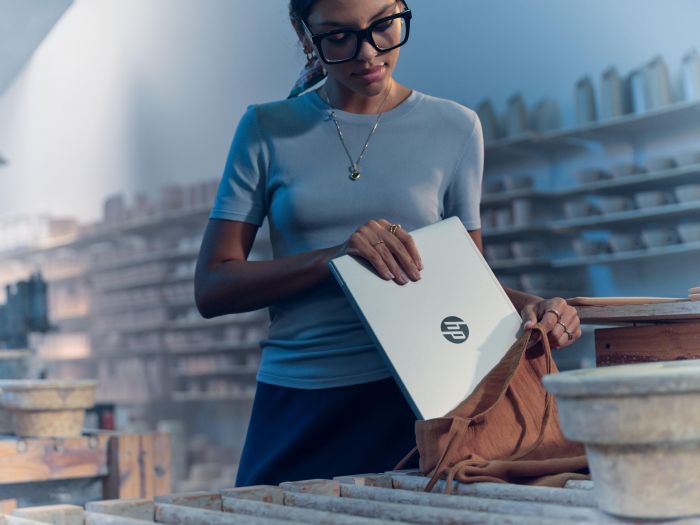 Ноутбук HP Probook 4-G1a 14" 2.2K IPS, AMD R7-250, 48GB, F1024GB, UMA, Win11P, сріблястий