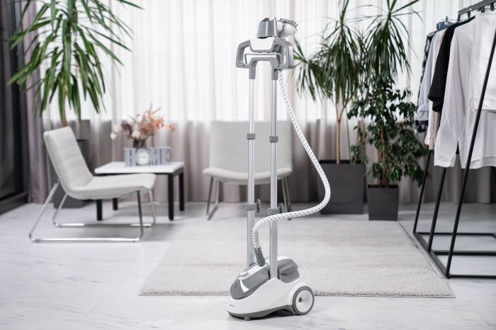 Відпарювач ARDESTO вертикальний IR-S18B, 1800Вт, 1800мл, дошка, нерж. сталь, білий+сірий