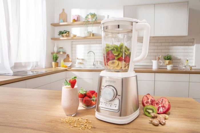 Блендер Gorenje стаціонарний 1400Вт, чаша-1750мл, скло, білий