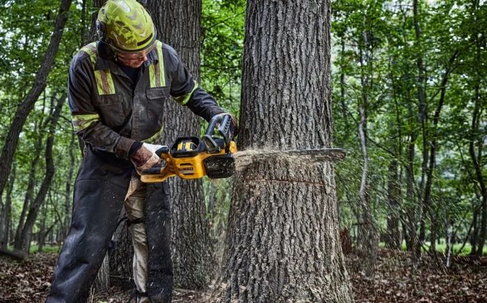 Пила ланцюгова акумуляторна DeWalt 54В XR FLEXVOLT шина 50см OREGON 3/8 1.3мм 5.7кг без АКБ та ЗП