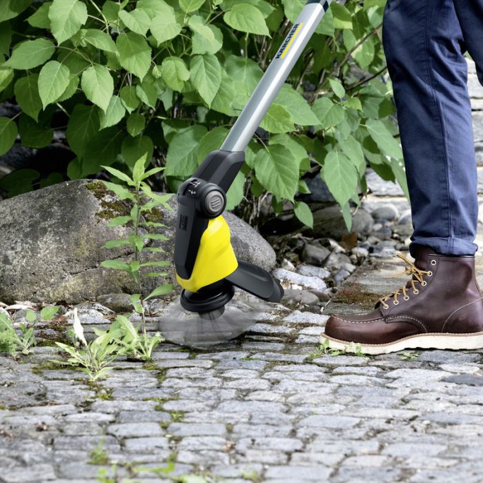 Тример садовий акумуляторний Karcher WRE 18-55 для видалення бур'янів акумуляторів 18В 2.85кг (без АКБ та ЗП)
