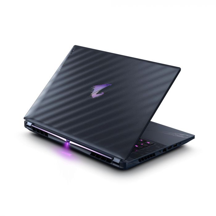 Ноутбук AORUS MASTER 16 16.0 QHD OLED, Intel U9-275HX, 32GB, F2TB, NVD5080-16, W11, чорний