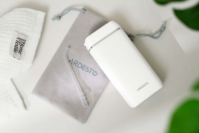 Іригатор ARDESTO портативний, чаша 140 мл, Li-ion акум. в компл., білий