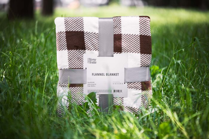 Плед Ardesto Flannel, 160х200см, 100% поліестер, клітинка, бежевий