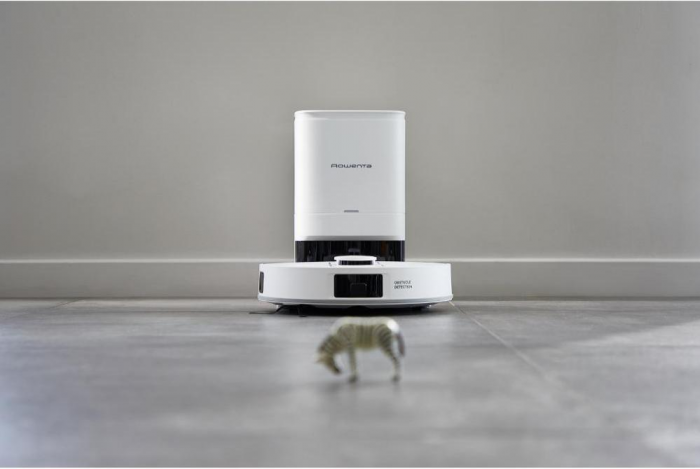 Робот-пилосос Rowenta миючий X-Plorer Serie 140+ Total Care, 5000ПаВт, h=9.5см, 0.29л, конт пил -0.28л, вода - вологе прибирання, автон. робота до 120хв, самоочистка, білий