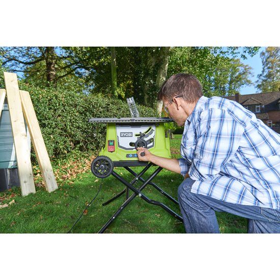 Стіл розпилювальний Ryobi RTS1800EF-G 1800Вт диск 254мм 26.8кг зі станиною та транспорт.колесами