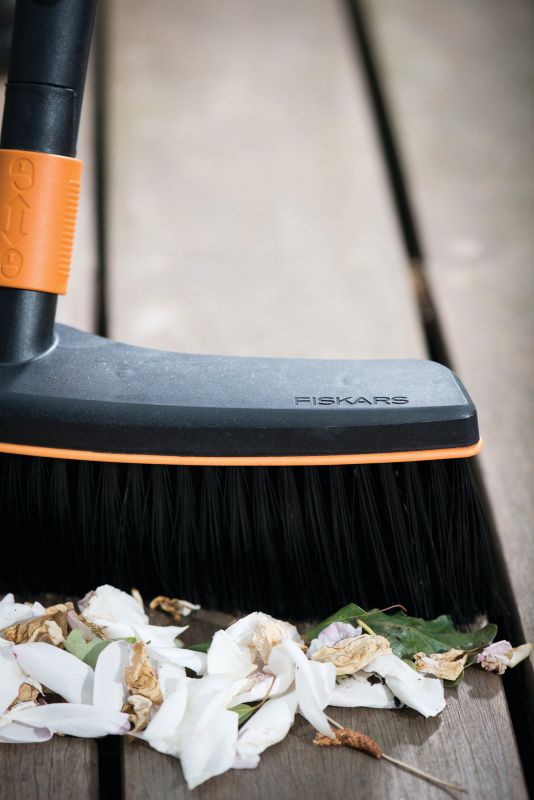 Щітка-насадка Fiskars QuikFit для тераси, 38см, 370г