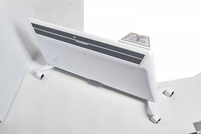Конвектор електричний Electrolux AirGate Digital Inverter ECH/AGI-1500 1.5 кВт, 15 м2, закритий нагрів. елемент,IP24, інверторний блок керування