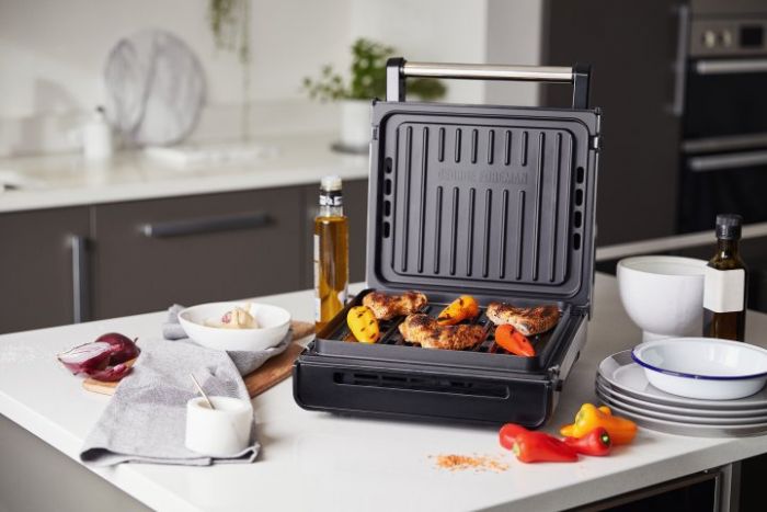 Гриль George Foreman прижимний Smokeless Grill 1575Вт, темп. режимів-1, з`ємні пластини, пластик, чорний