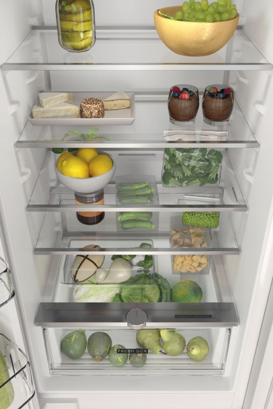 Холодильник Whirlpool вбуд. з нижн. мороз., 177x54х54, холод.відд.-183л, мороз.відд.-67л, 2дв., F, NF, інв., білий