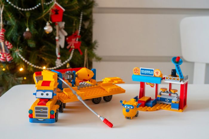 Конструктор Super Wings Small Blocks Buildable Vehicle Set вантажівка і магазин