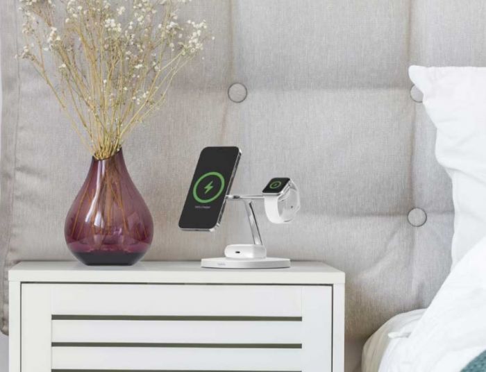 Зарядний пристрій бездротовий Belkin 3в1 MagSafe iPhone/Watch/AirPods Fast charger Pad, білий