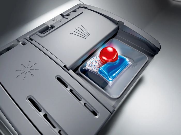 Посудомийна машина Bosch вбудована, 13компл., A++, 60см, дисплей, 3й кошик, білий