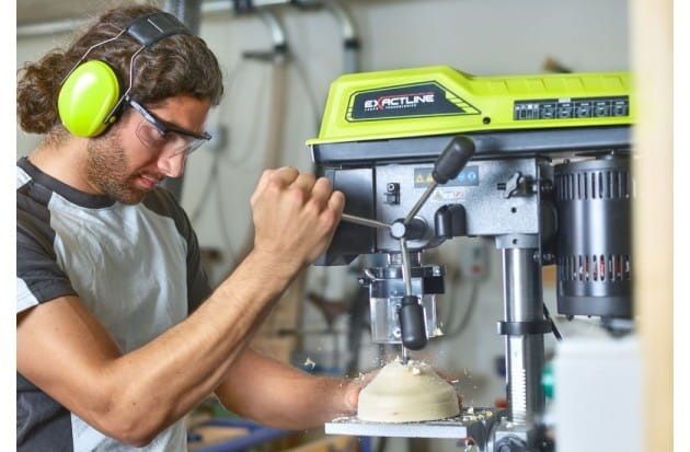 Верстат свердлильний Ryobi RDP102L 390Вт D13мм 510-2430об·хв 0-45° лазер 21.2кг