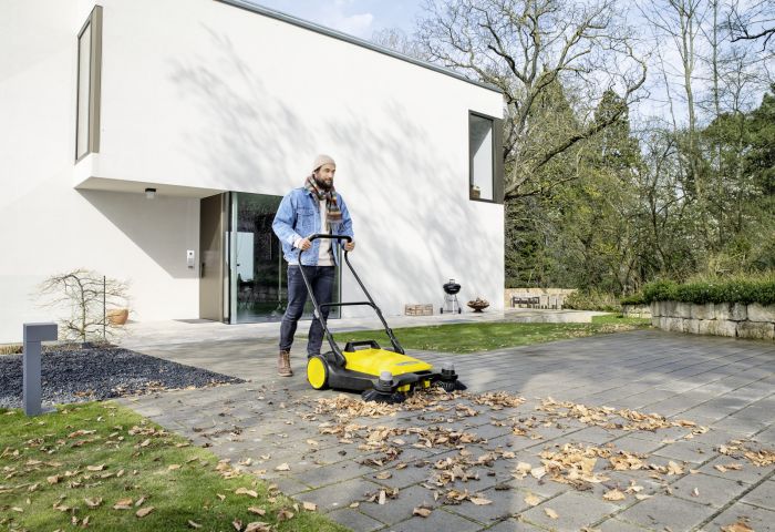 Підмітальна машина Karcher S 6 Twin ручна захват 86см контейнер 38л 14.8кг
