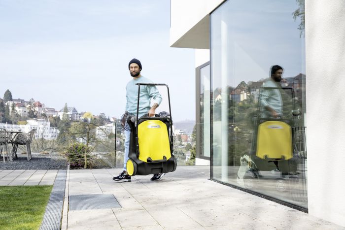 Підмітальна машина Karcher S 6 Twin ручна захват 86см контейнер 38л 14.8кг