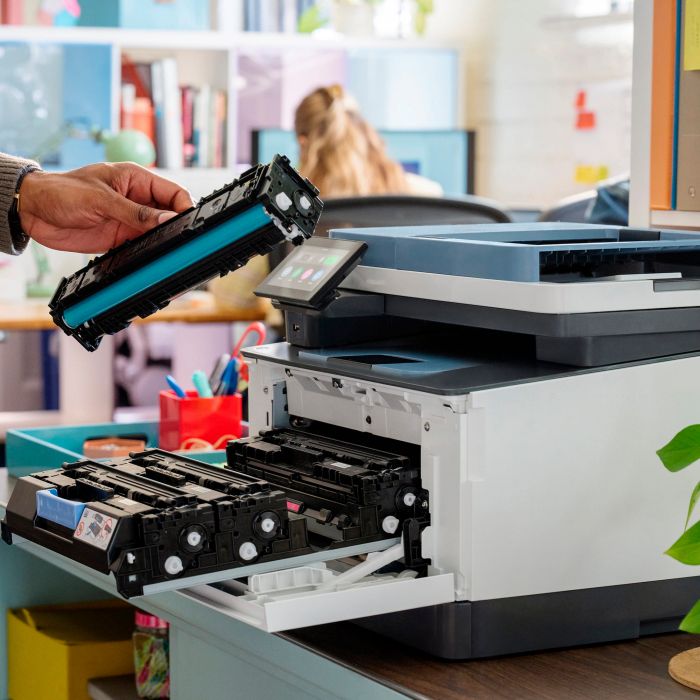 Багатофункціональний пристрій А4 кол. HP Color LaserJet Pro MFP 3303fdn