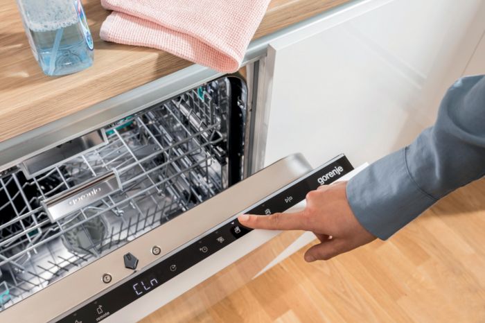 Посудомийна машина Gorenje, 16компл., A+++, 60см, дисплей, 3 кошика, AquaStop, сірий Посудомийна машина Gorenje, 16компл., A+++, 60см, дисплей, 3 кошика, AquaStop, сірий