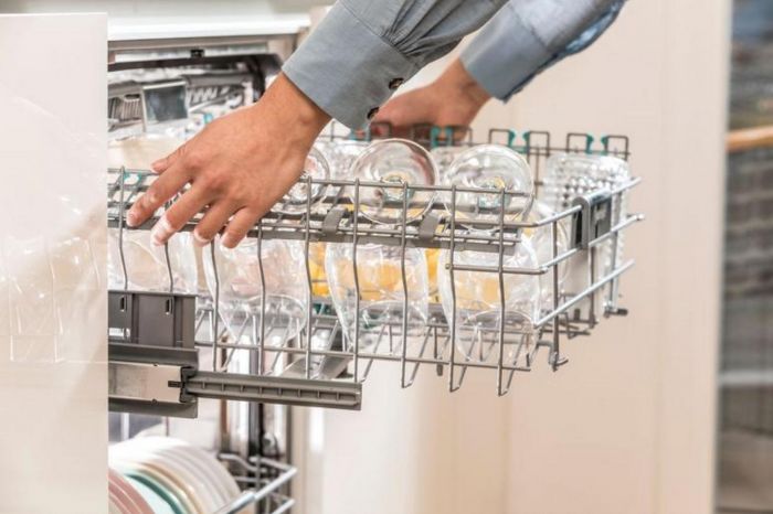Посудомийна машина Gorenje, 16компл., A+++, 60см, дисплей, 3 кошика, AquaStop, сірий Посудомийна машина Gorenje, 16компл., A+++, 60см, дисплей, 3 кошика, AquaStop, сірий