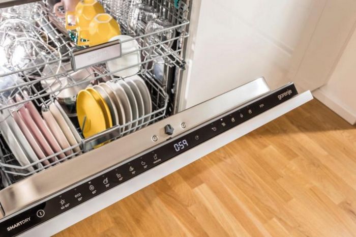 Посудомийна машина Gorenje, 16компл., A+++, 60см, дисплей, 3 кошика, AquaStop, сірий Посудомийна машина Gorenje, 16компл., A+++, 60см, дисплей, 3 кошика, AquaStop, сірий