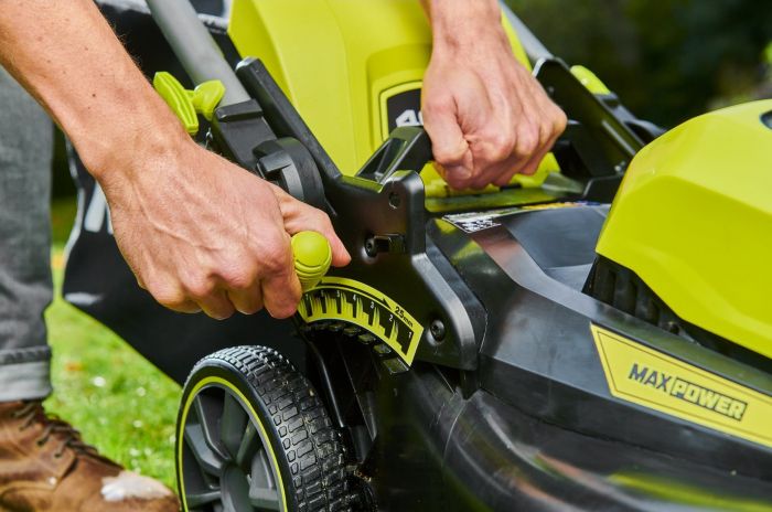 Газонокосарка акумуляторна Ryobi Max Power RY36LM40A-140 36В акб 1х4А·год 40см 50л 25-75мм 18.6кг