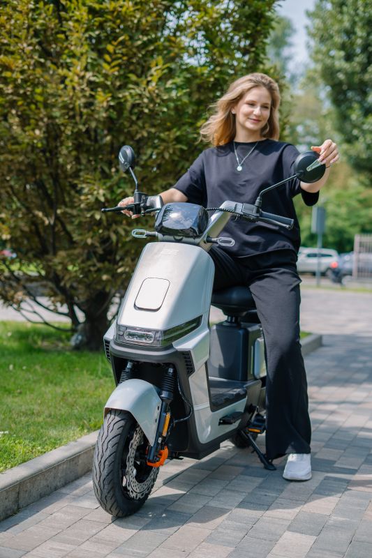Електроскутер 2E FY70, сірий