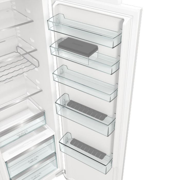 Холодильна камера Gorenje вбудована, 177х55х54см, 1 двері, 300л, А+, FrostLess , Зона св-ті, Внутр. Диспл, Wi-Fi, Білий