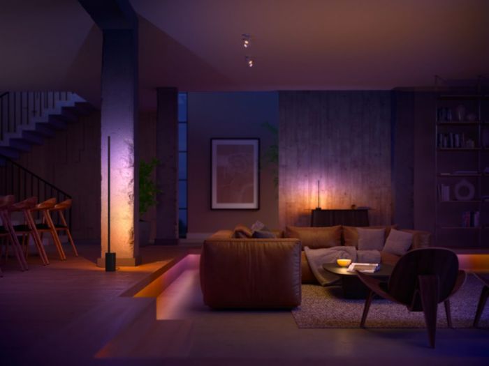 Настільний світильник розумний Philips Hue Signe, 2000K-6500K, RGB, Gradient, ZigBee, димування, 55см, чорний