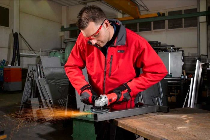 Шліфмашина кутова Milwaukee M18 AG 800-125 E 125мм 800В 11500об/хв 2.0кг