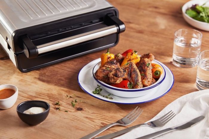 Гриль George Foreman прижимний Smokeless Grill 1575Вт, темп. режимів-1, з`ємні пластини, пластик, чорний