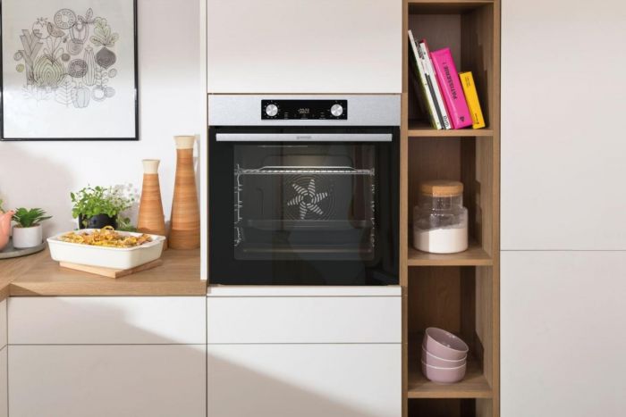 Духова шафа Gorenje електрична, 77л, A+, дисплей, нерж