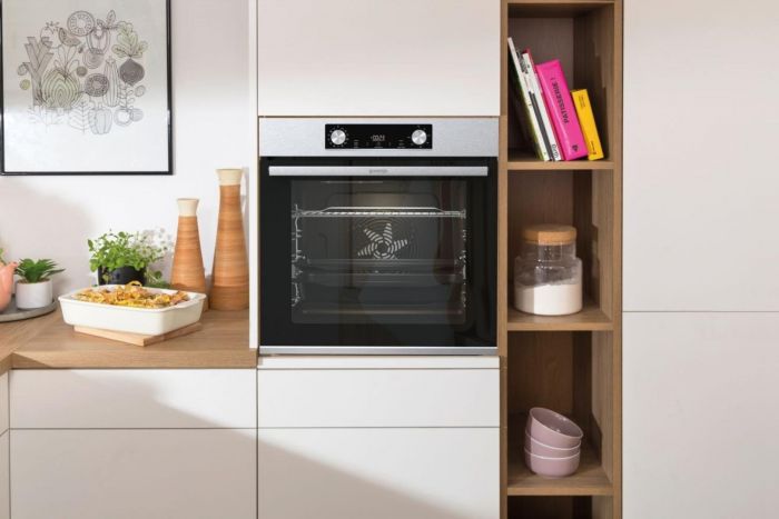 Духова шафа Gorenje електрична, 77л, A+, пара, дисплей, піроліз, нерж