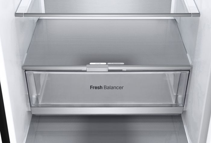 Холодильник LG з нижн. мороз., 203x60х68, холод.відд.-277л, мороз.відд.-110л, 2дв., E, NF, інв., диспл зовн., Fresh Сonverter, Metal Fresh, чорний